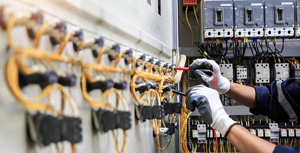 Professional Electrician technician working in Oglethorpe, GA